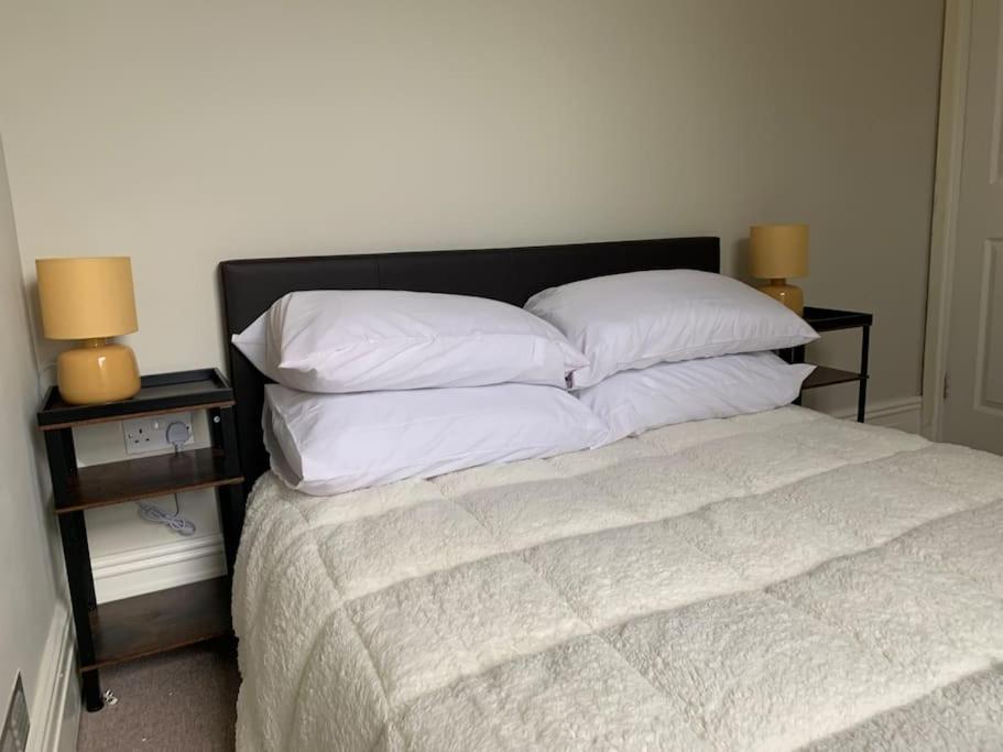 Central 2 Bed Flat. Free Parking Бристоль Экстерьер фото